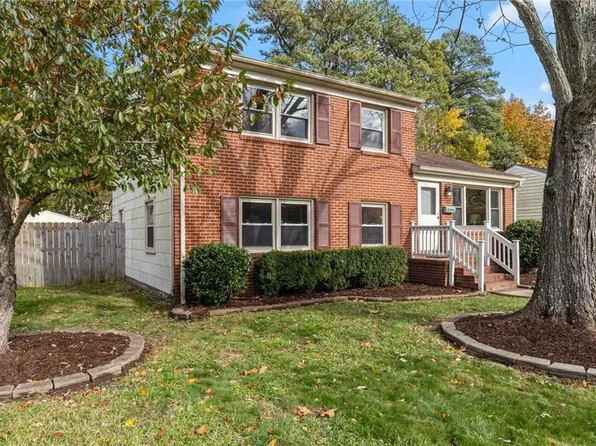 3 Clemwood Pkwy, Hampton, VA 23669