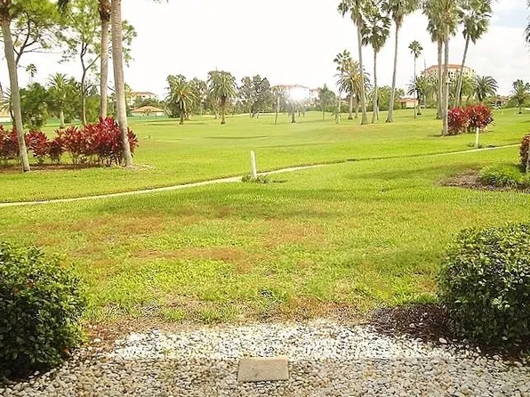 6073 Bahia Del Mar Blvd APT 129, Saint Petersburg, FL 33715