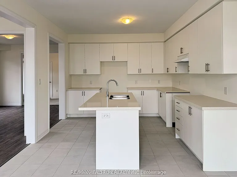 2 Ed Ewert Ave — Photo 9