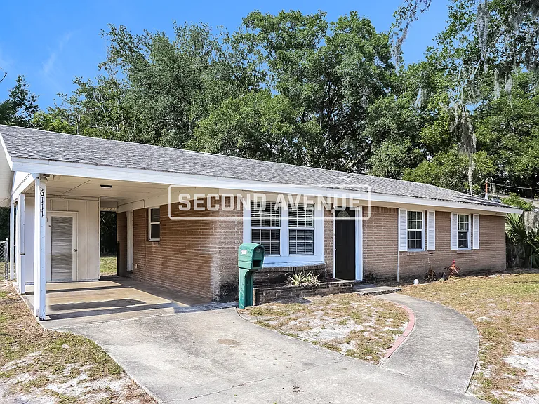 6111 Shetland Rd — Photo 2