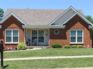 2018 Hearthside Cir, Shelbyville, KY 40065
