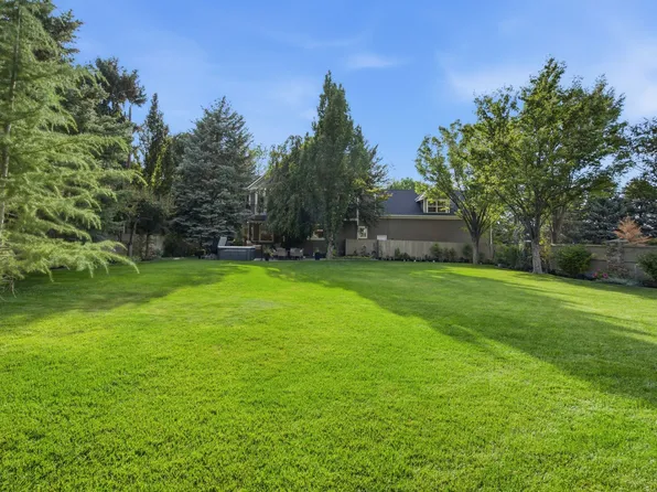 3234 E Marthas Cv, Sandy, UT 84093