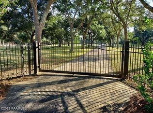 1829 Guillot Rd, Youngsville, LA 70592