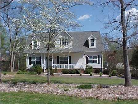 1st image of 113 Stockbridge Ln