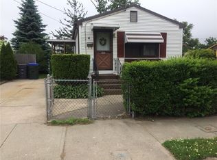 16 Brookfield St, Providence, RI 02909