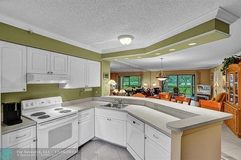 1st image of 2112 S Cypress Bend Dr APT 106