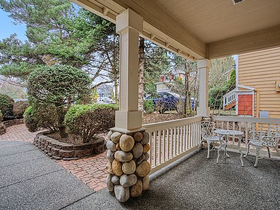 2nd image of 8017 NE 131st Ct