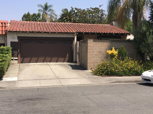 40996 Cruz Ct