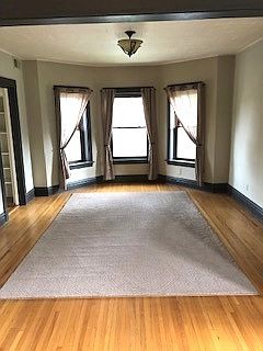 5th image of 427 Marengo Ave