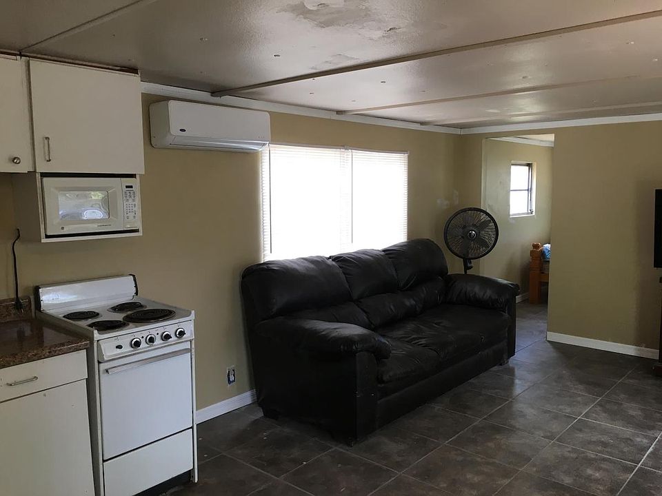 2nd image of 140 Nashua Ct