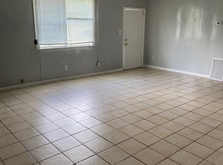 211 Milam St #4, Brazoria, TX 77422