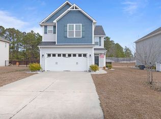 210 Bungalow Rd, Holly Ridge, NC 28445