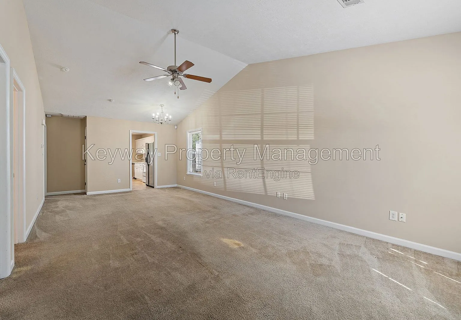 2 bed, 2.0 bath, 1092 sqft, $1,385 — Photo 3