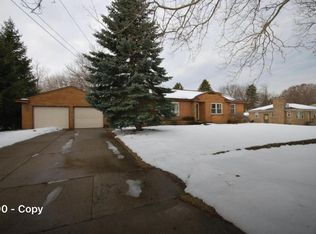 4341 Poinsettia Ave SE, Grand Rapids, MI 49508