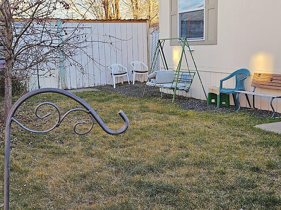 4th image of 185 NW Harwood St #111
