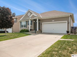 8615 S 165th St, Omaha, NE 68136