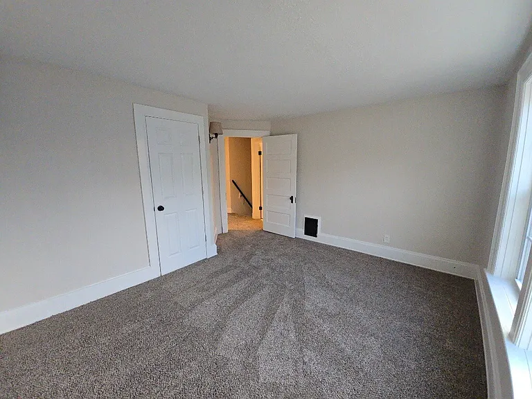 310 N C St — Photo 17