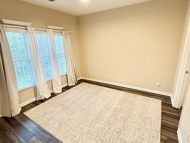 8938 Rosalyn Glen Rd — Photo 7