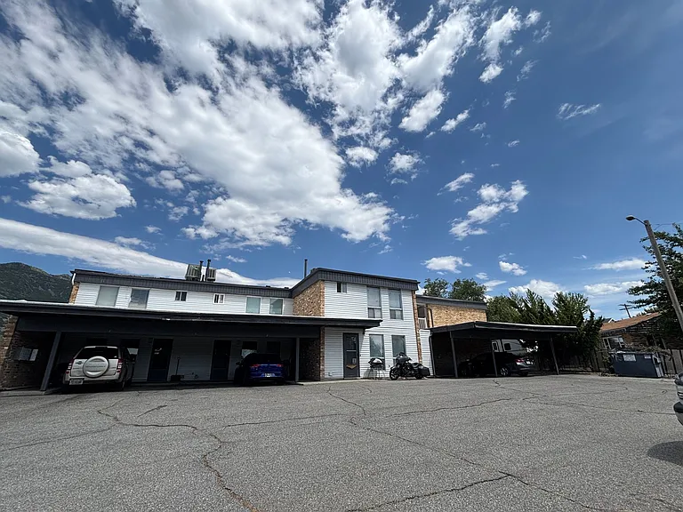 1165 Edgewood Dr — Photo 11