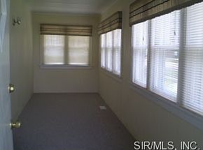 5th image of 530 W Mill St
