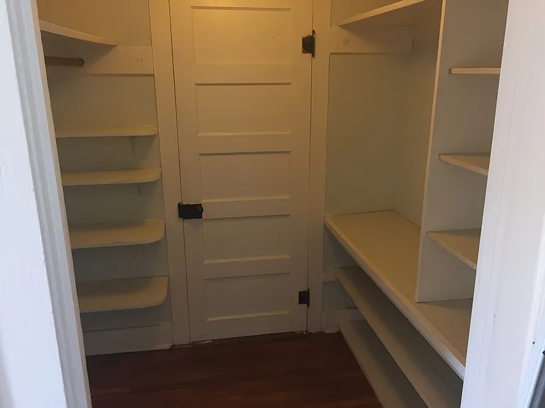209 N Mulberry St — Photo 7
