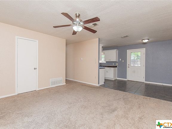 3rd image of 1309 W Avenue C