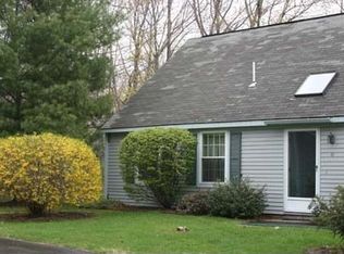 71 Willow Grove Rd, Brunswick, ME 04011