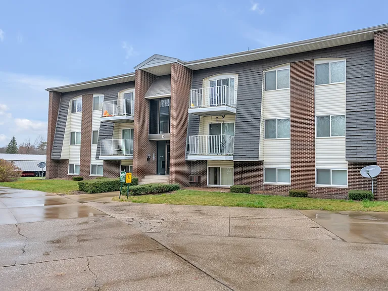 Fountainview Village — Photo 37