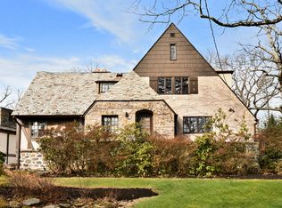 11 Birchfield Rd, Larchmont, NY 10538