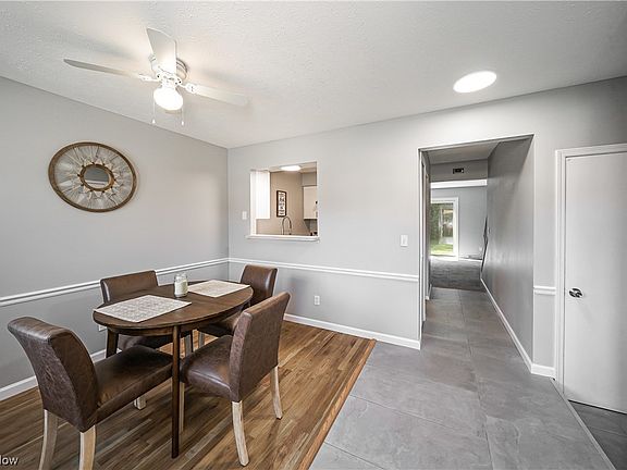 3rd image of 861 Gino Ln #861