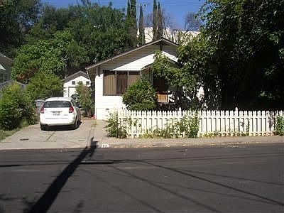1st image of 134 Pine St