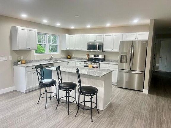 4th image of 140 Hannahs Way