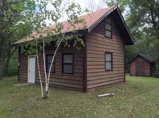 W6440 9th St, Necedah, WI 54646