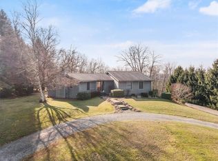 288 Evans Rd, Zelienople, PA 16063