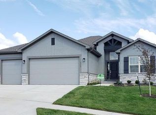 25261 W 146th St, Olathe, KS 66061