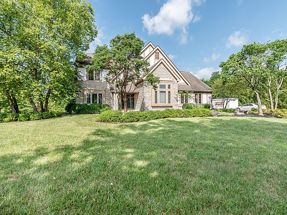 3rd image of 1573 Fox Chase Dr