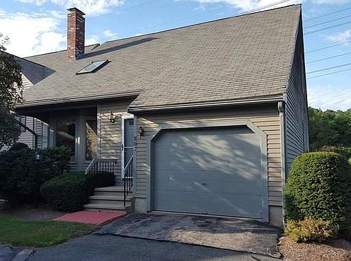 1st image of 207 Copperwood Dr