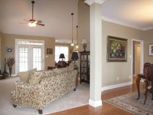 4th image of 11627 Autumn Glade Ln