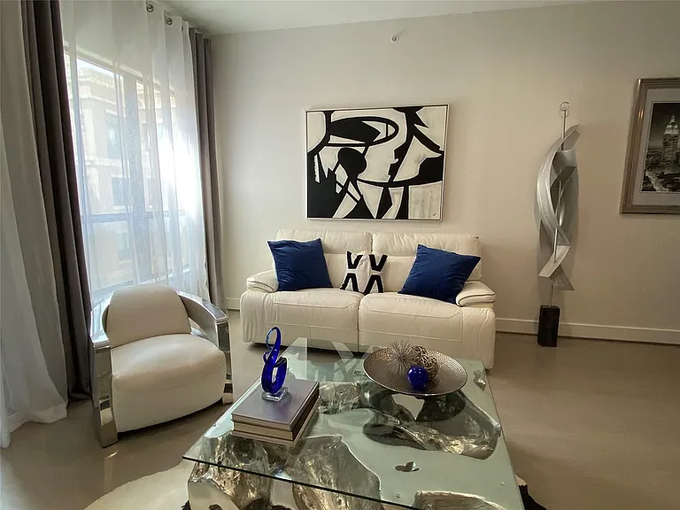1901 Post Oak Blvd #3503 — Photo 29