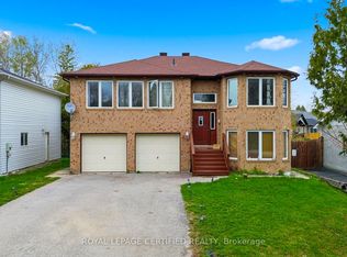1181 Arnold St, Innisfil, ON L0L 1C0