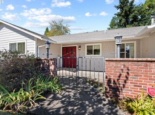 3285 NE 5th St, Gresham, OR 97030