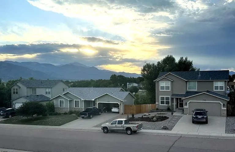 1155 Pond Side Dr — Photo 26