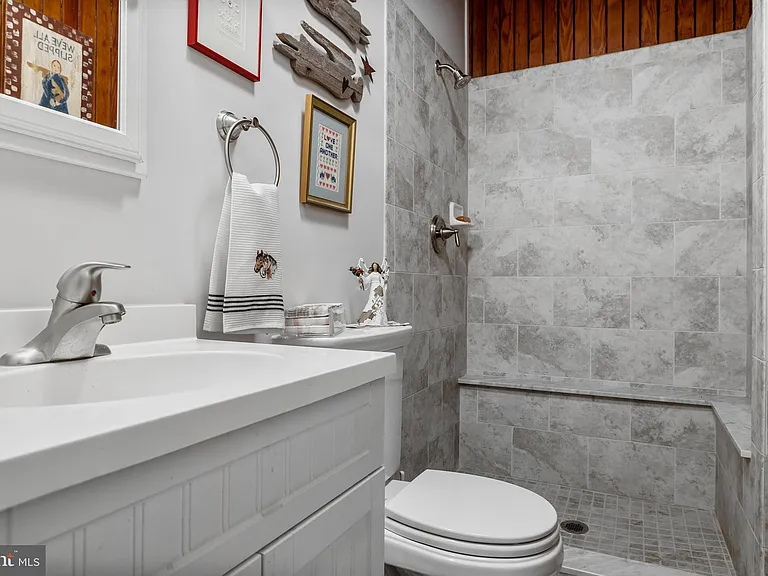 444 Shady Ln — Photo 26