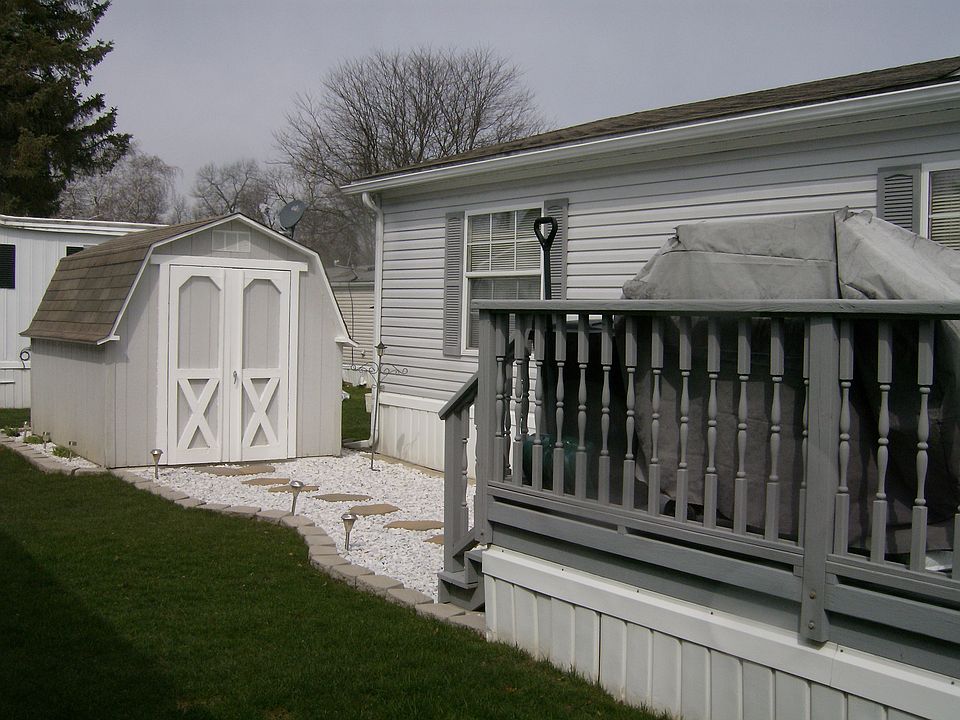 2nd image of 229 Greenhill Dr