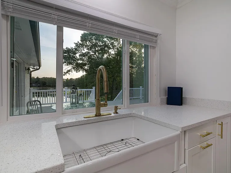 405 Park Lake Cir — Photo 25