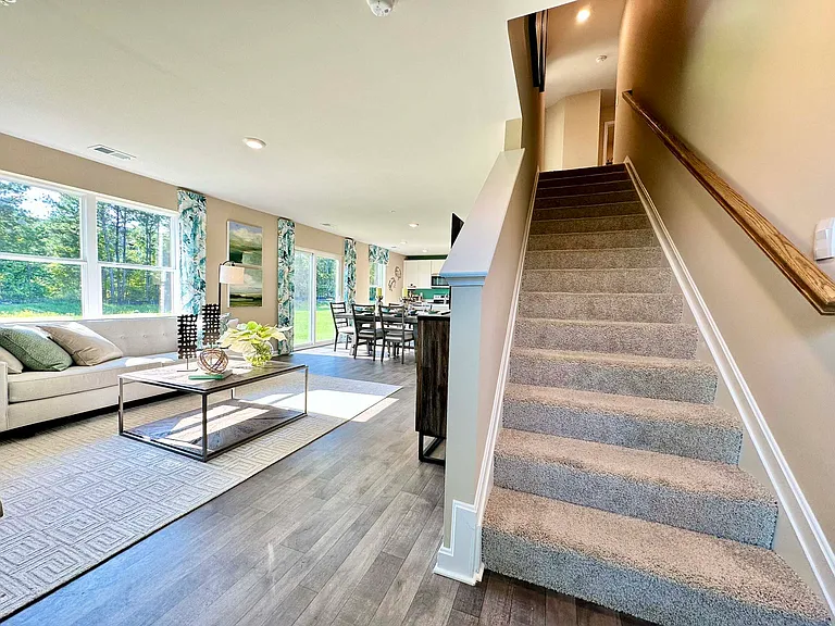 390 Robbins Farm Rd — Photo 12