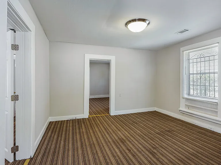 184 Dahlia Ave NW — Photo 8