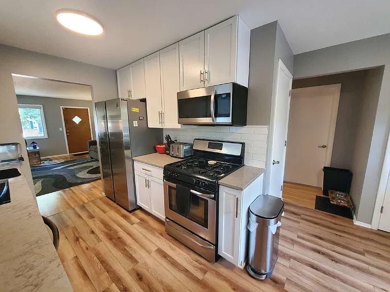 741 Monroe St NE — Photo 29