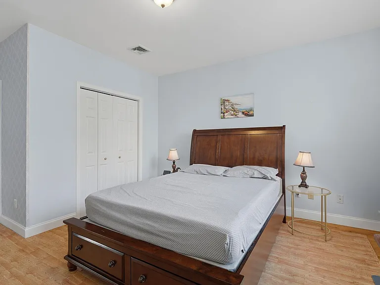 416 Grand St #3B — Photo 25