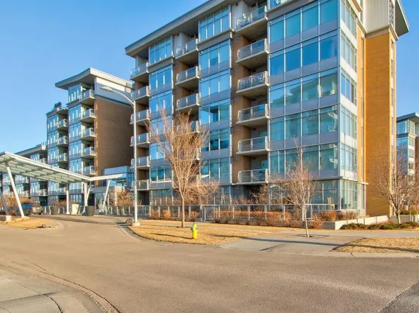 2510 109th St NW #313, Edmonton, AB T6J 2X1